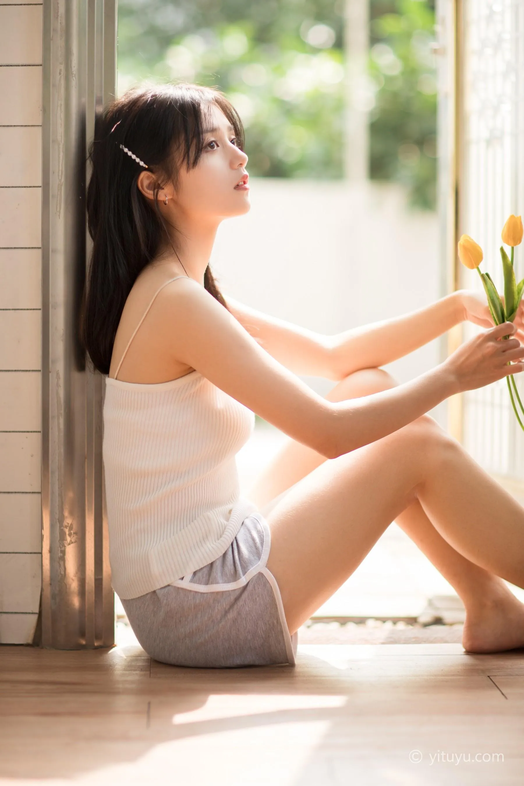 [YITUYU艺图语]2021.05.31 爱与光 雨文 [26P]插图2